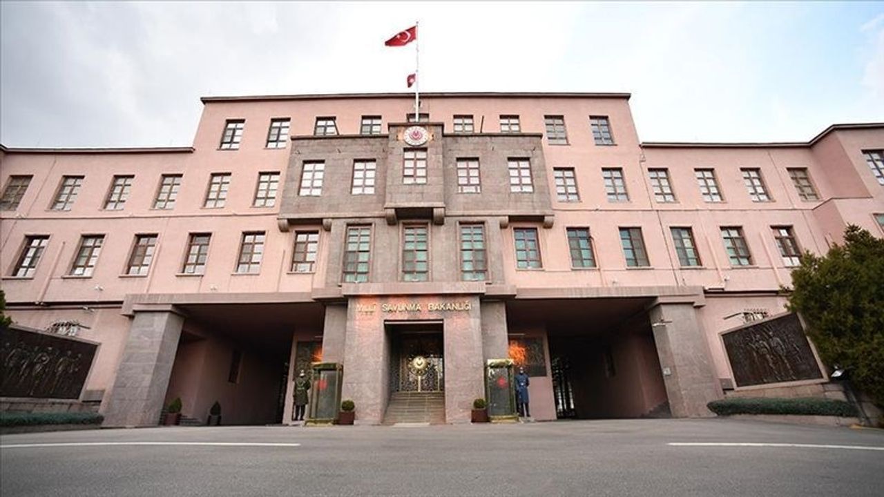 MSB duyurdu: İran'dan ateşlendiği iddia edilen üçüncü füze havada imha edildi