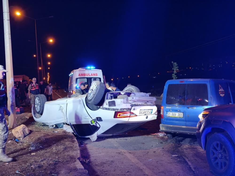 Otomobil takla attı: 6 yaralı