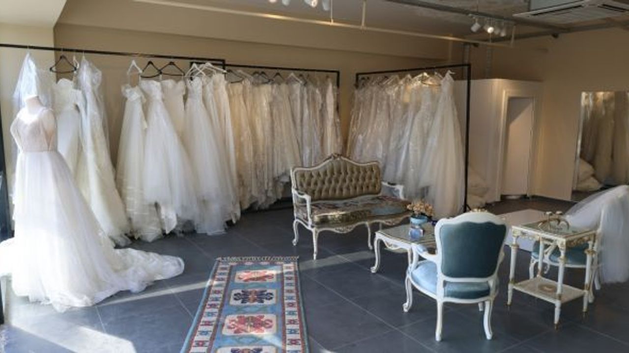 HBB’DEN ÜCRETSİZ GELİNLİK HİZMETİ DEVAM EDİYOR