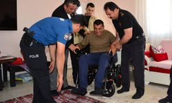 Yayladağı'ndaki Özel Bireylere Akülü Sandalyeler Teslim Edildi