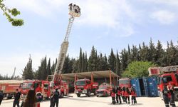 Hatay itfaiyesinden üniversite öğrencilerine yangın eğitimi