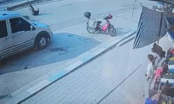 Kapıyı açmasıyla motosiklet sürücüsü yere yığıldı