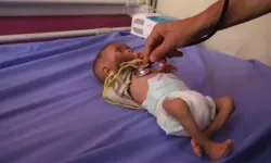 Gazze'de bir bebek daha açlıktan şehit oldu