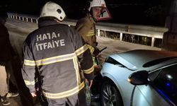 Hatay’da iki otomobil çarpıştı: 4 kişi yaralandı