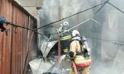 Alevlere teslim olan prefabrik yapı kullanılmaz hale geldi