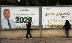 Yeni yılın ilk hediyesi vatandaşlara billboardlar üzerinde verildi