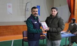 Depremzede öğrencilere burs ve tablet desteği