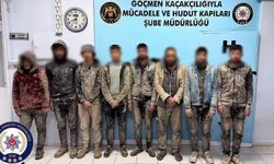 Hatay'da 8 kaçak göçmen yakalandı, 2 organizatör tutuklandı