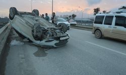 Hatay'da otomobil takla attı: 3 yaralı