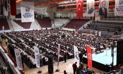 Hataylılar, Hatay Büyükşehir Belediyesi’nin iftar sofrasında buluştu