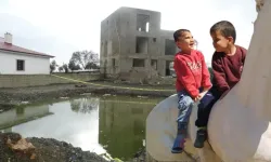 2 kardeşe mezar olan havuzun temeli 8 aydır açık😢