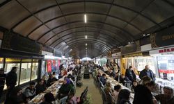 Uzun Çarşı’da iftar sofrası kuruldu