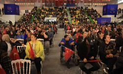 Ev hayaliyle kura çekim törenine gelen vatandaşlar heyecan dolu anlar yaşadılar