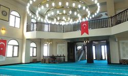 Depremin ardından inşa edilen 123. cami ibadete açıldı