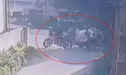Motosiklet sürücüsünün öldüğü kaza anı