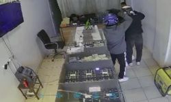 20 yıllık emeği olan 22 milyon TL’lik altını 3 dakikada çalınan kuyumcu, altınlarını teslim alıp ülkesine döndü