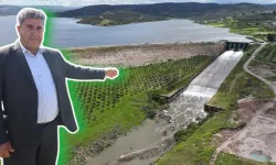 25 yıl sonra gerçekleşen tarihi anlara tanıklık etmek isteyen vatandaşlar, meraklı gözlerle izledi