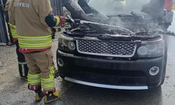 Altınözü'de cipin motoru alevlere teslim oldu