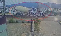 Beton mikserin metrelerce sürüklediği otomobil sürücüsü yaralandı