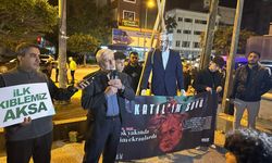 İsrail’in zulmünü protesto etmek için Netanyahu’yu "idam" ettiler