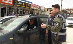 Hatay’da polis ekipleri hatalı park konusunda sürücüleri uyardı