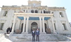 Tarihi valilik binasında restorasyon çalışmaları sürüyor