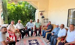 Tekerlekli sandalyesiyle otobüse binemeyen vatandaş, engelliler derneğine bağışta bulunması şartıyla şoförle barıştı