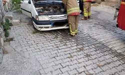 İskenderun’da otomobilde yangın çıktı