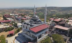 Deprem sonrası Hatay'da inşa edilen 134'üncü cami ibadete açıldı