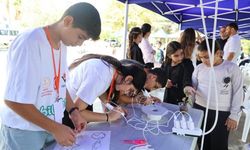 Hatay'da öğrenciler bilim şenliğinde buluştu