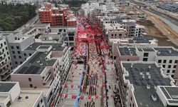 Atatürk Caddesi'nde Cumhuriyet Bayramı coşkusu