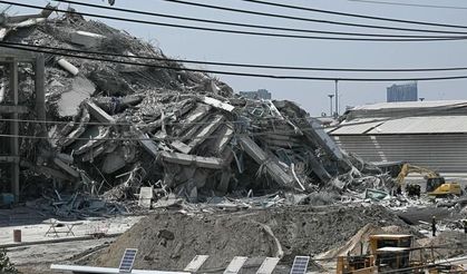 Myanmar depremlerinde ölü sayısı 1002'ye, yaralı sayısı 2 bin 376'ya yükseldi
