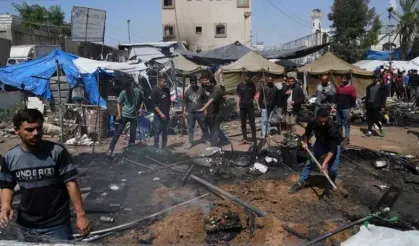 Soykırım sürüyor! Bir gecede 22 Gazzeli şehit edildi