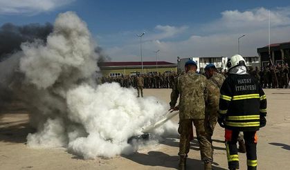 Mehmetçiğe yangın eğitimi