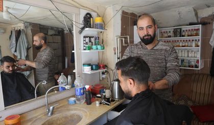 Suriyeli berber: Türk milletiyle kardeşiz, Suriye’ye gelirseniz başımızın üstünde yeriniz var