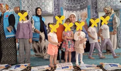 Reyhanlı’da öksüz ve yetim 60 çocuğa bayramlık kıyafet