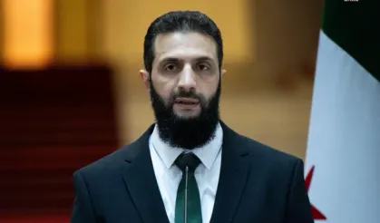 Ahmed El-Şara: “Süveyda’yı yerel güçlere ve Dürzi liderlerine devrettik”