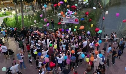 Babasının sosyal medya paylaşımı üzerine gökyüzü, Yağmur’un umut balonlarıyla rengarenk oldu