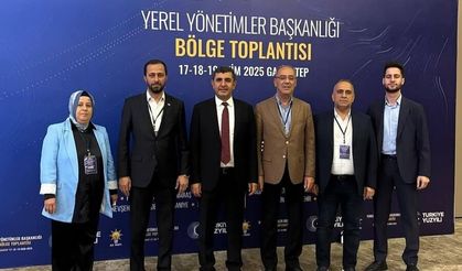 AK Partililer Yerel Yönetim Zirvesine Katıldı