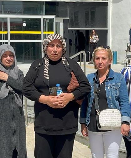 3 evladını Rönesans Rezidans'ta kaybeden gözü yaşlı anne adalet istedi