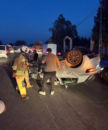 Otomobil, sepetli motosiklete çarpıştı: 6 yaralı