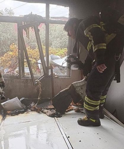 Hatay'da ev yangını: 1 kişi dumandan etkilendi