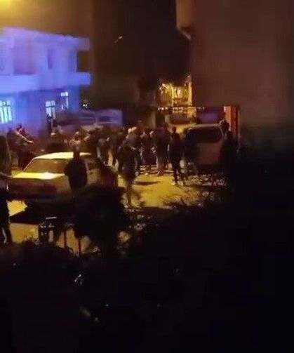 İki aile arasında çıkan kavgada mahalle savaş alanına döndü: 1 ölü, 6 yaralı