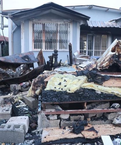 Deprem sonrası inşa ettikleri evlerinde alevler içinde kalan aile korku dolu anlar yaşadı