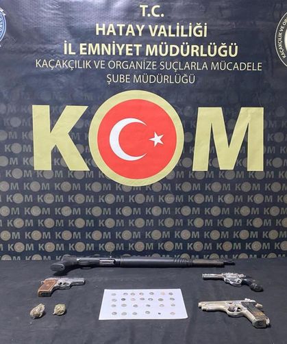 Hatay'da 26 sikke kargo ile göndermek üzereyken ele geçirildi