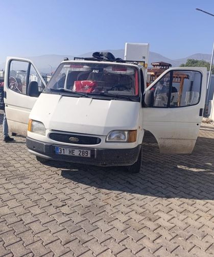 Sahte plaka takan ehliyetsiz sürücüye 92 bin TL ceza