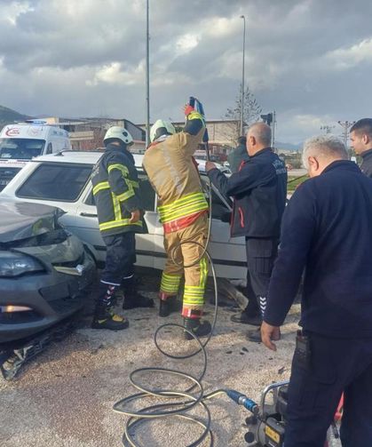 Hassa’da trafik kazası: 4 yaralı