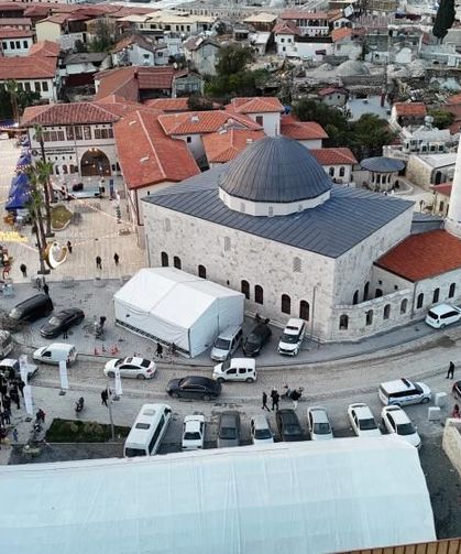 Hatay'ın kalbi Habibi Neccar Camii'nde iftar sofrası kuruldu