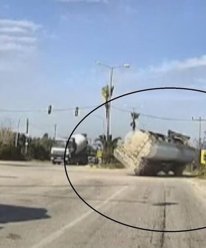 Yakıt yüklü tanker portakal bahçesine uçtu