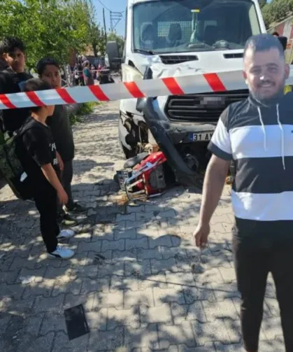 Kazada ağır yaralanan baba ve 3 yaşındaki kızını ölüm ayırdı